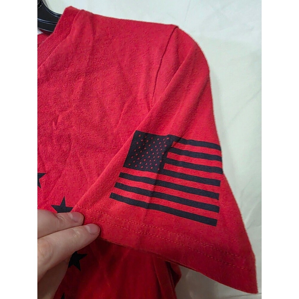 Under Armour Boys YLG HeatGear Red Short Sleeve T Shirt USA Flag Logo - Picture 4 of 5